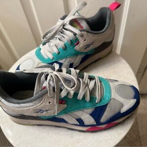 Reebok runners size 10